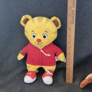 DANIEL TIGER Talking Plush/Stuffed Toy PBS Fred Rogers Company 13” 2015